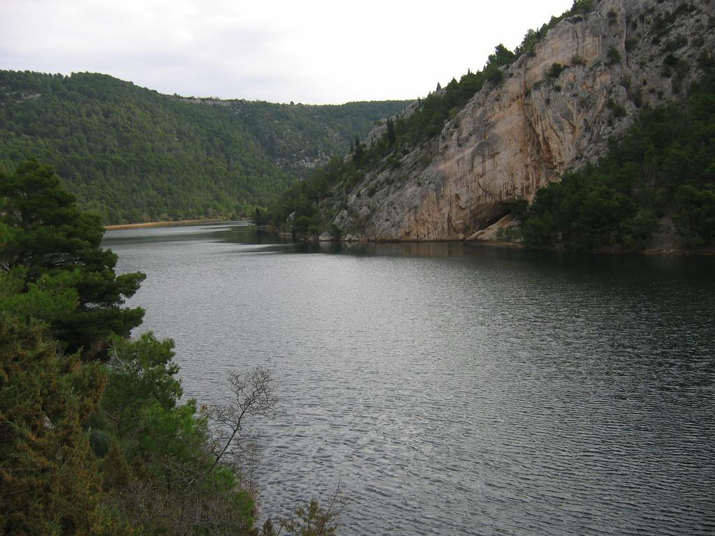 Guesthouse Juric Skradin Room photo