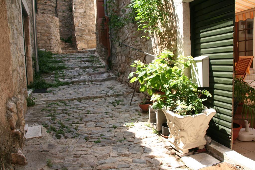 Guesthouse Juric Skradin Room photo