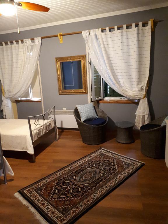 Guesthouse Juric Skradin Exterior photo