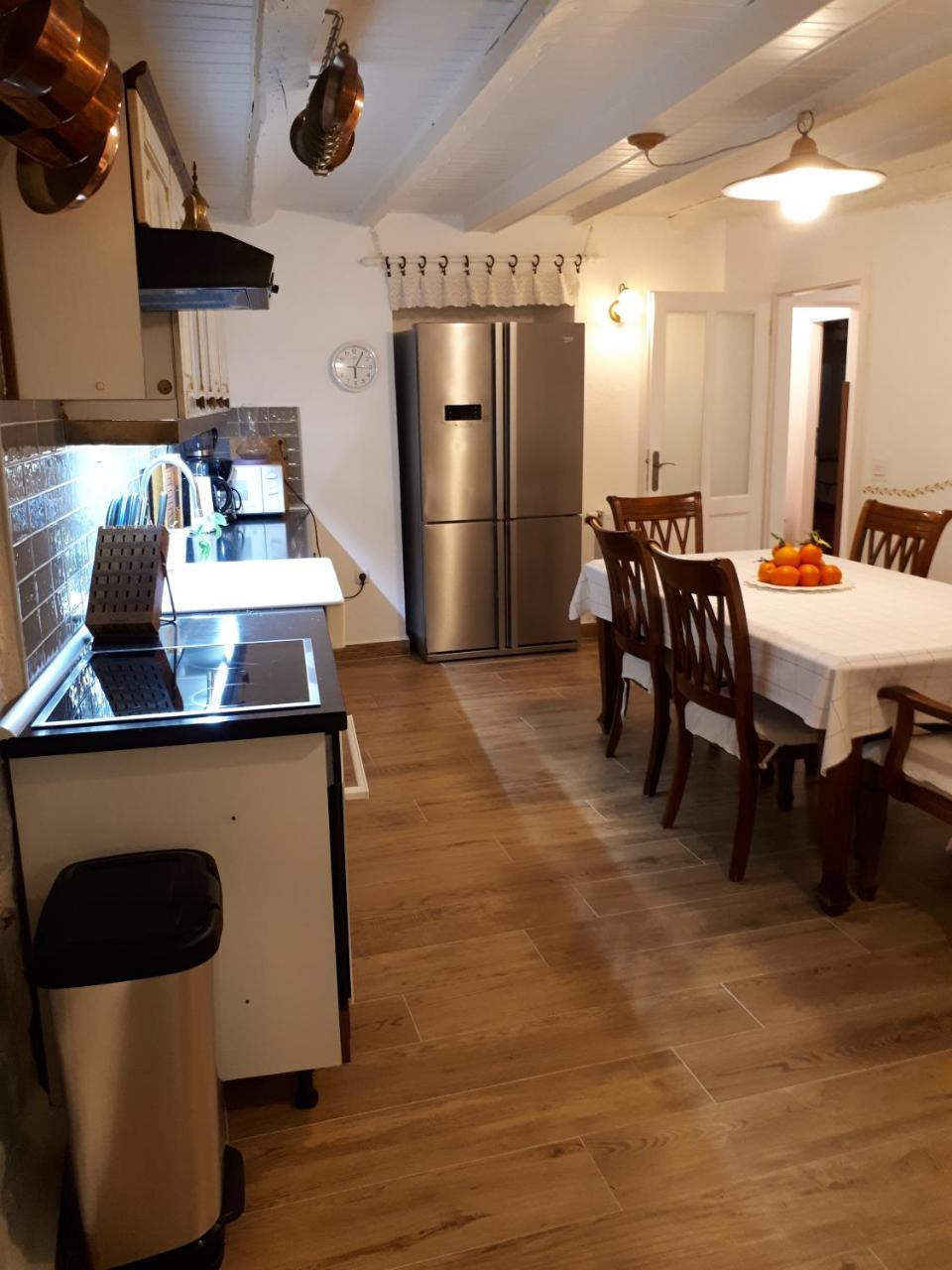 Guesthouse Juric Skradin Exterior photo