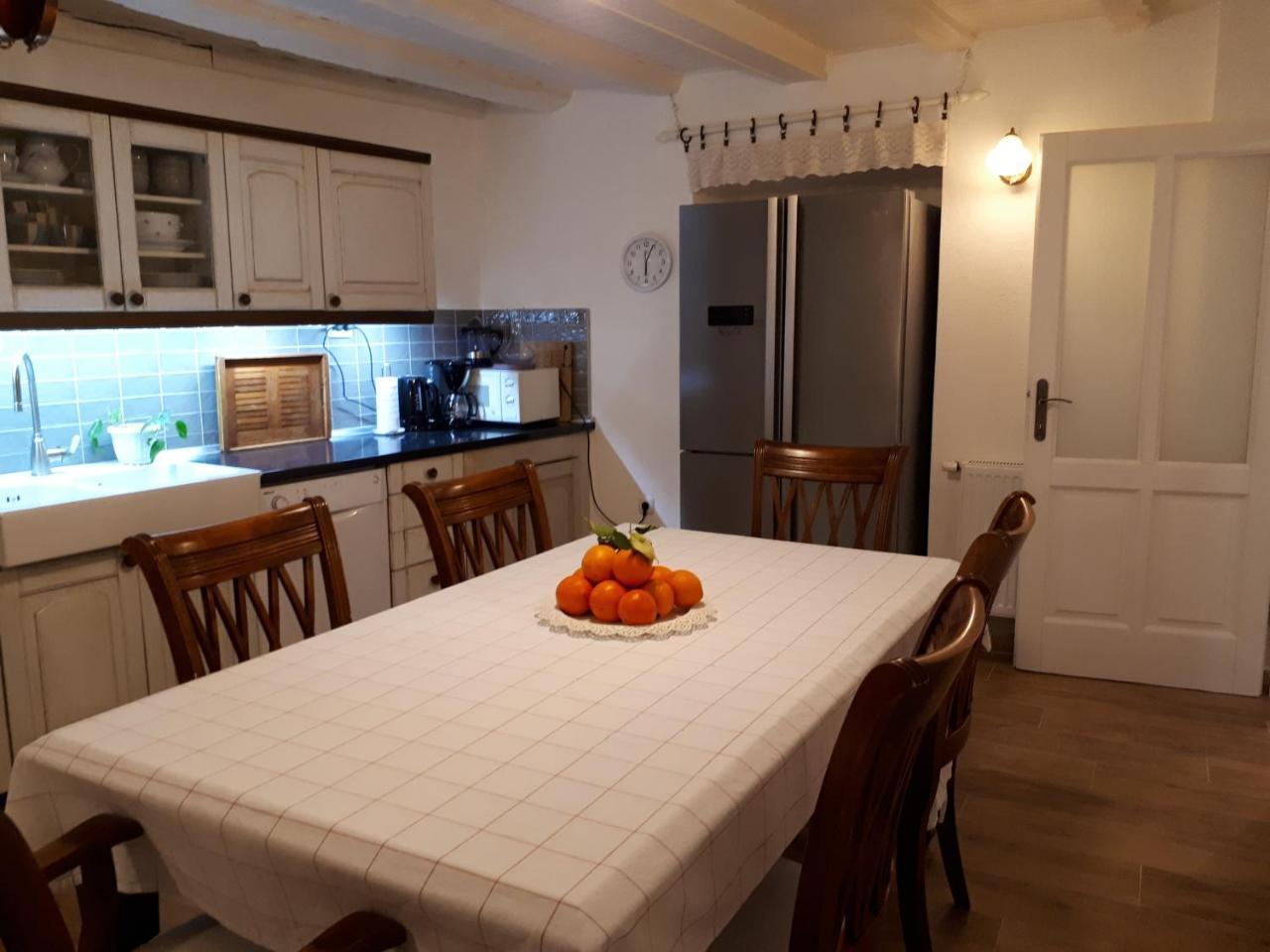 Guesthouse Juric Skradin Exterior photo
